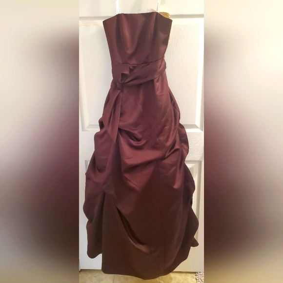 David's Bridal Dresses & Skirts - NWT Formal gathered belted strapless gown dress